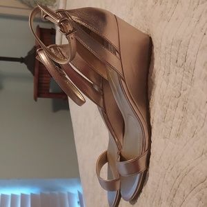 Bandalino Wedge heel